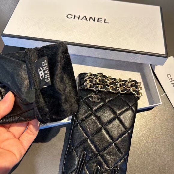 Chanel gloves - Picture 5 of 9
